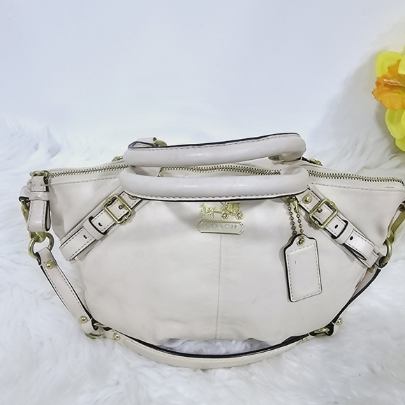 Coach Maddison Cream Leather used - Picture 15 of 16